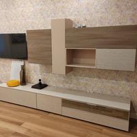 Parete attrezzata soggiorno a Pontecagnano Faiano