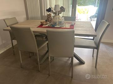 Tavolo allungabile kuset LUBE e sedie