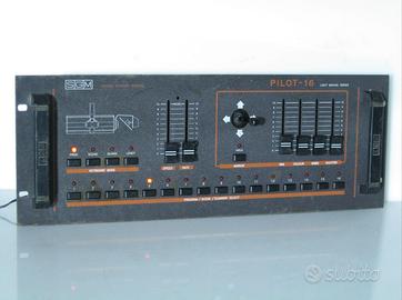 MIXER LUCI DMX Controllo scanner e luci SGM PILOT