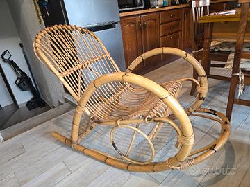 Sedia dondolo bamboo