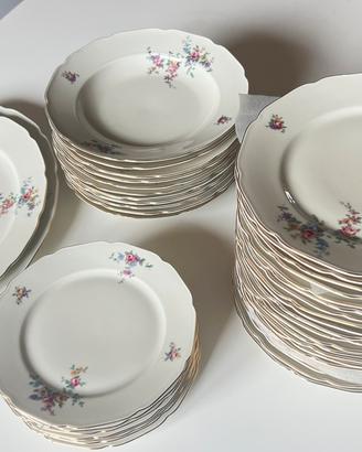 Lotto 1. Servizio Bohemia Royal Ivory