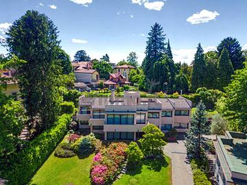 Villa di 600 m² con più di 5 locali e box auto dop