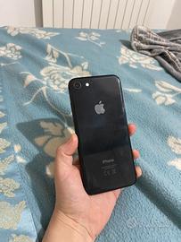 IPHONE 8