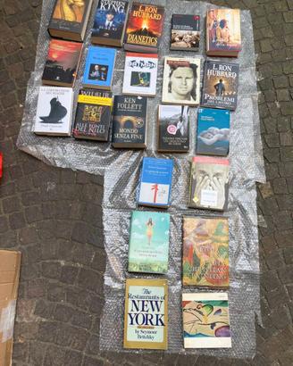 Libri vari interessanti, lista e prezzo in annunci