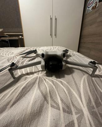 Drone dji mini 4 pro