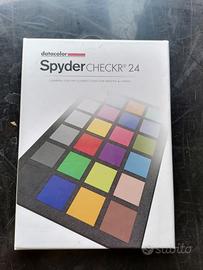 Spydercheckr 24 di Datacolor