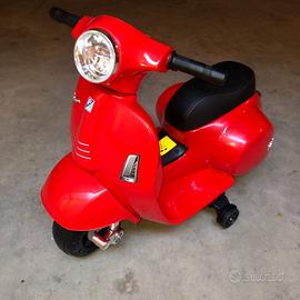 Vespa GTS Elettrica Batteria Litio 12-36 mesi