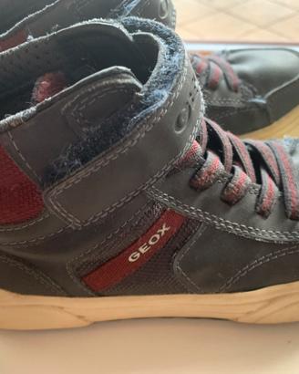 Scarpe  Geox numero 32