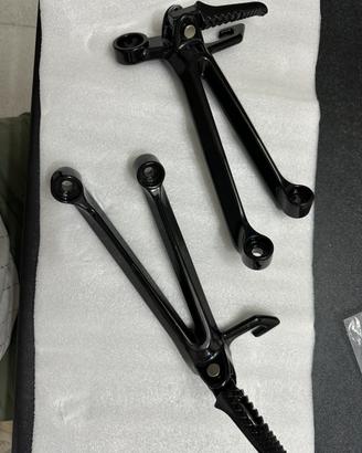 Pedane scarico basso Triumph Speed triple 1050