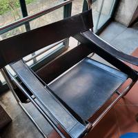 poltrona di design da sistemare,