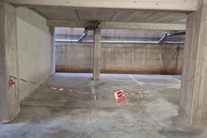 2 posti auto adiacenti in garage condominiale