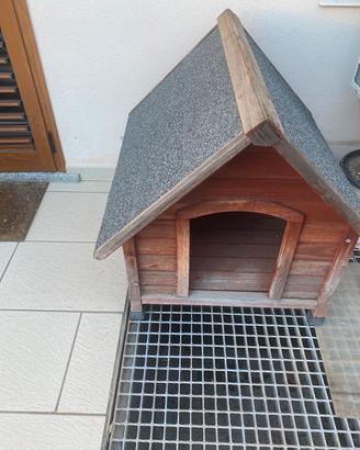 Cuccia da esterno per cani di piccola media taglia