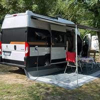 Camper furgonato