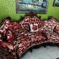 Salotto Barocco composto da divano e poltrone