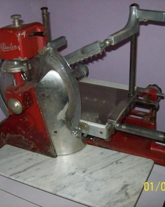 Antica affettatrice a volano tipo Berkel