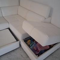 Divano letto in pelle semi nuovo