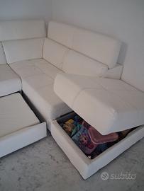 Divano letto in pelle semi nuovo