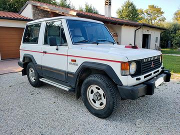 Mitsubishi Pajero 2.5 turbo intercooler L044 1989