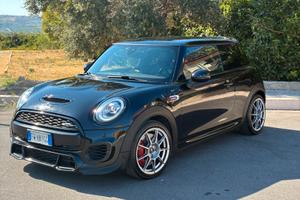 MINI JOHN COOPER WORKS - 2019