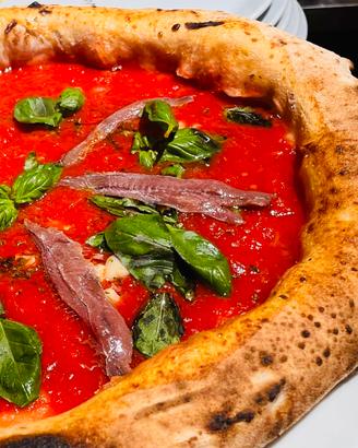 Pizzeria forno a legna
