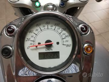 HONDA SHADOW VT750C2 AMERICAN STYLE