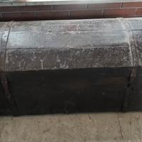 Forziere baule antico