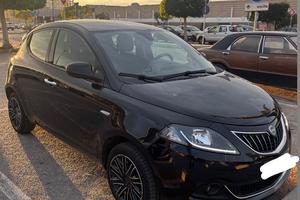 Lancia ypsilon Hybrid