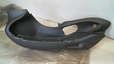 PEDANA SINISTRA BEVERLY PIAGGIO CM1420300E8