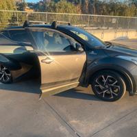 TOYOTA C-HR 1.8 Hybrid E-CVT Trend