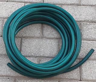 Tubo giardino con accessori