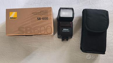 Flash Nikon SB 600