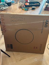 2 specchi uno ritondo uno rettangolare