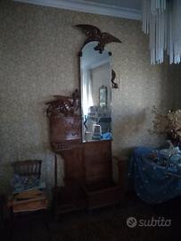 Mobile antico con drago stile liberty 