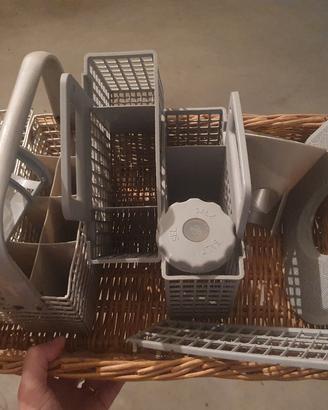 RICAMBI Usati x  LAVASTOVIGLIE WHIRLPOOL 