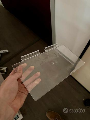 20 Ripiani in Plexiglass per parete dogata