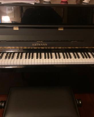 Pianoforte verticale Artmann