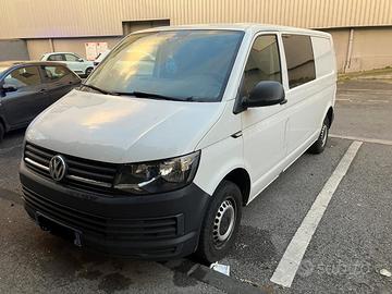 VW transporter T6 passo lungo 2018 150cv 6 posti