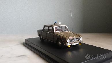 modellino alfa romeo giulia carabinieri verde