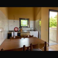 Bilocale Panoramico con giardino privato e garage