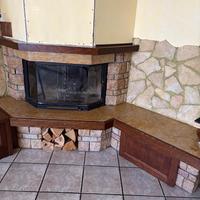 Caminetto/stufa con struttura