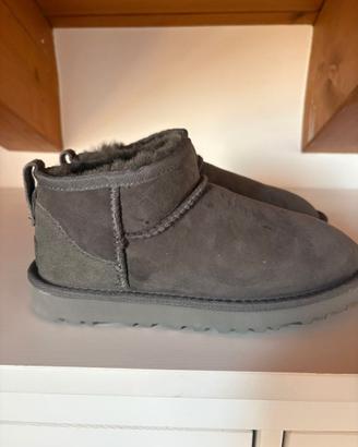 UGG - Stivaletto