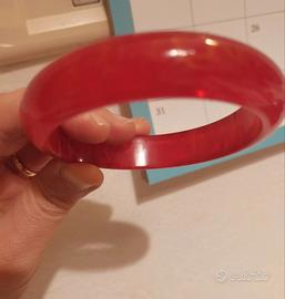 Bracciale rosso color giada