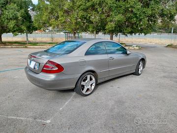 MERCEDES Classe CLK (C/A209) - 2004