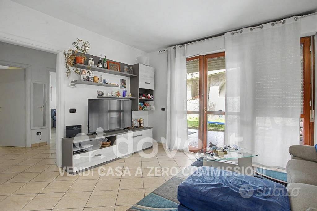Appartamento di 90 m² con 3 locali a Gemonio - Altro