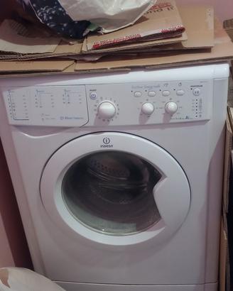 lavatrice Indesit 
