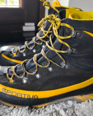 scarponi alpinismo la sportiva trango