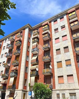 2 LOCALI A CORSICO