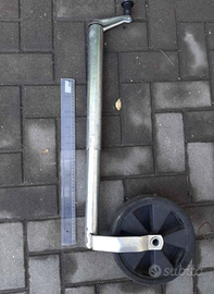 Servotimone con ruotino per rimorchio e roulotte