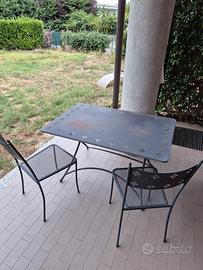tavolo da giardino in ferro con 2 sedie 