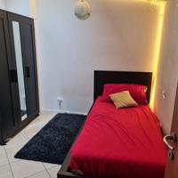 Struttura letto e armadio